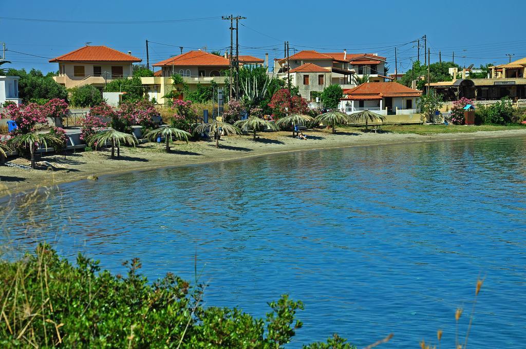Lakonia Bay Apartments อาร์เคนเจลอส ภายนอก รูปภาพ