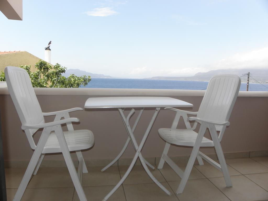 Lakonia Bay Apartments อาร์เคนเจลอส ภายนอก รูปภาพ