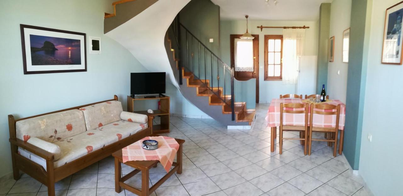 Lakonia Bay Apartments อาร์เคนเจลอส ภายนอก รูปภาพ