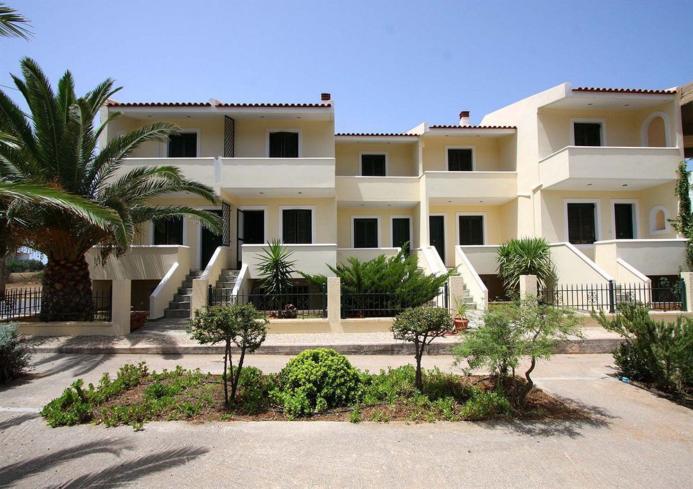 Lakonia Bay Apartments อาร์เคนเจลอส ภายนอก รูปภาพ